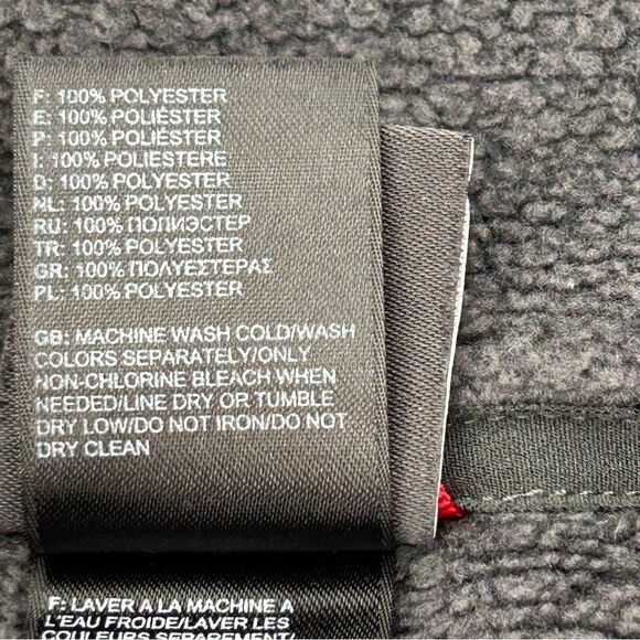 The North Face dark gray quarter zip fleece size large - Picture 5 of 5